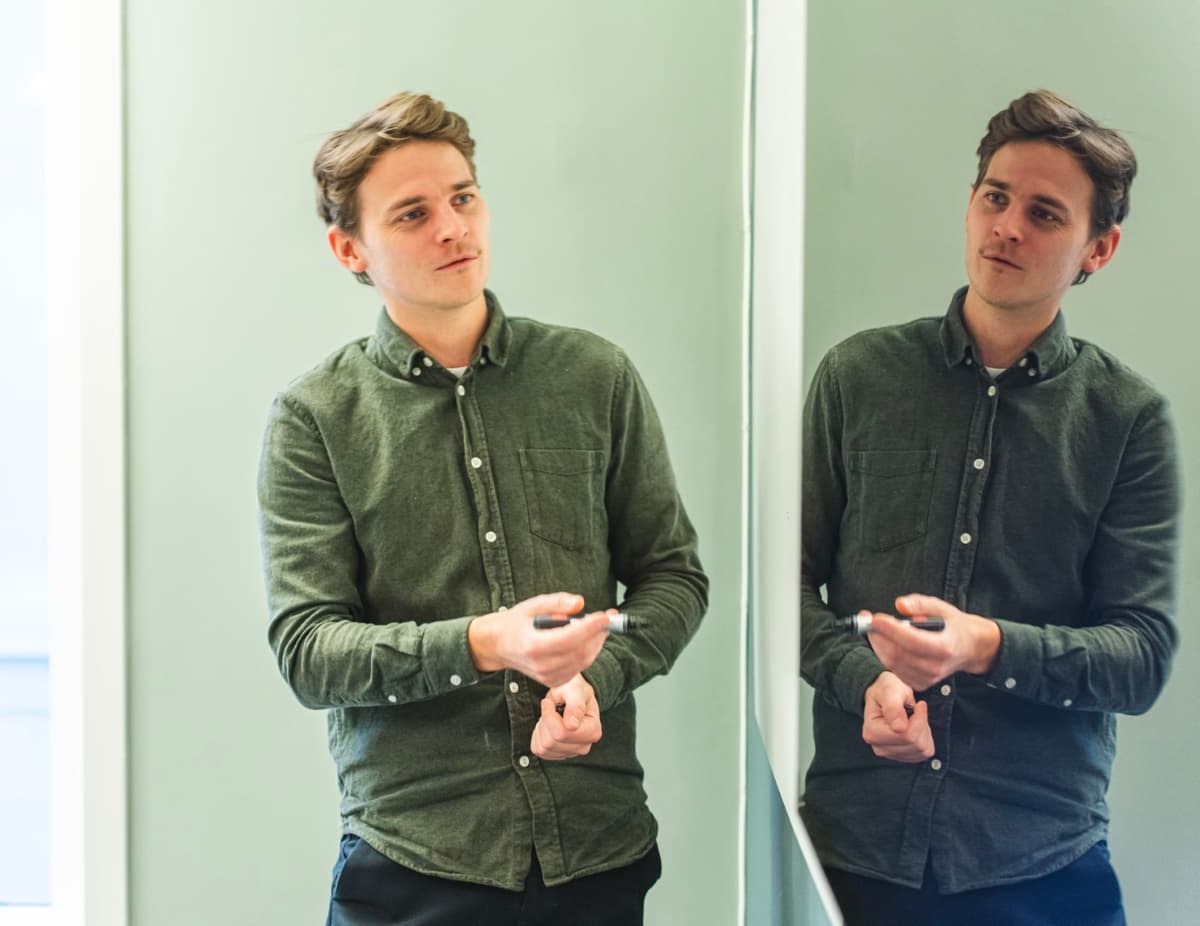 Frederik presenting at a whiteboard
